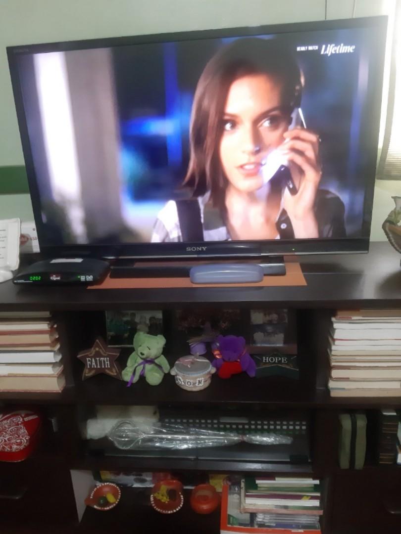 USED Sony TV 32" (Category: Voice Recorders) located in Taytay. Submitted by happyplantitas (Listing ID 1056017091, Image 3). Description: Rfs : upgrade to bigger screen size. model name: klv-32ex33b.