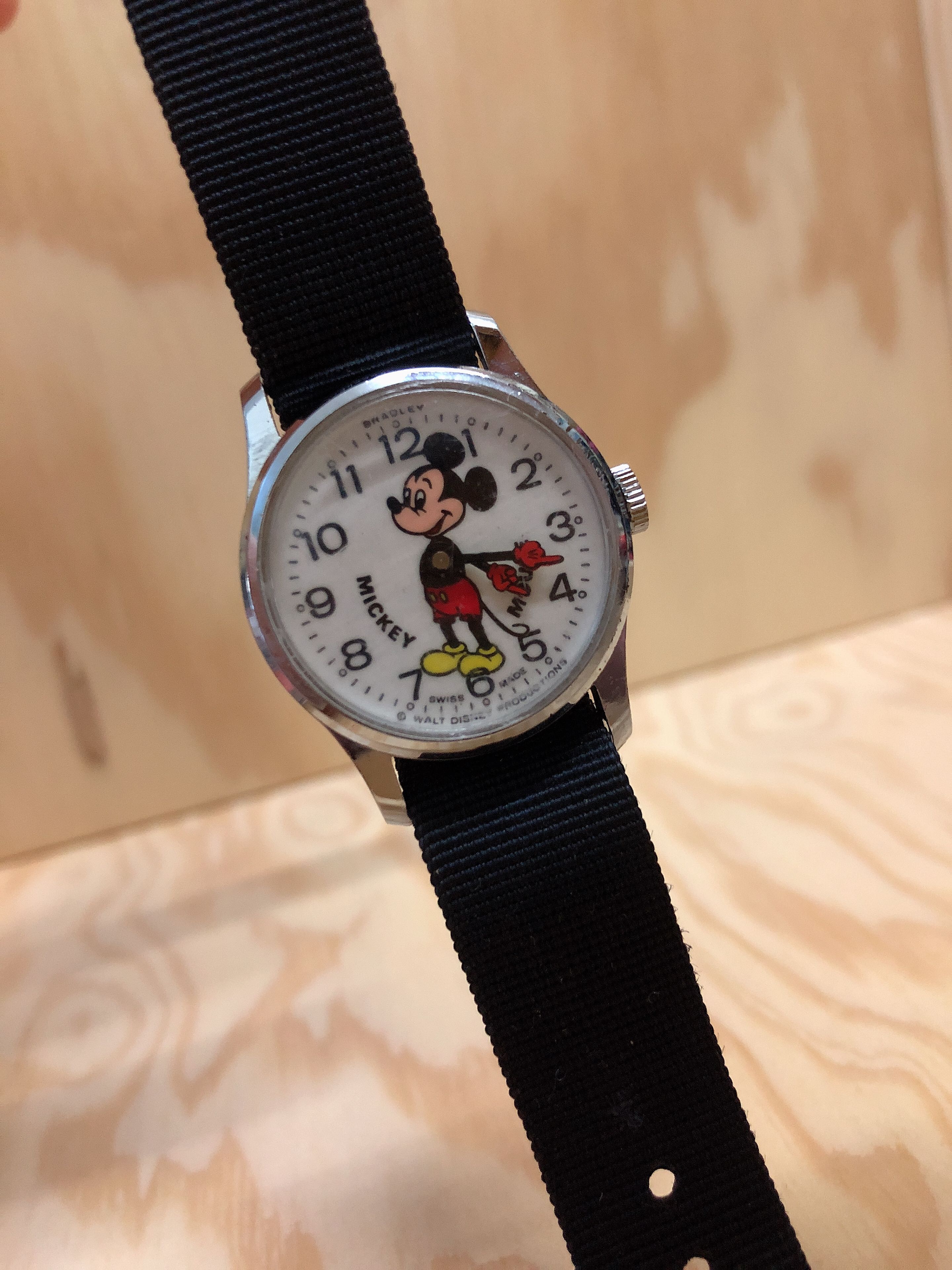 Mickey mouse outlet wind up watch