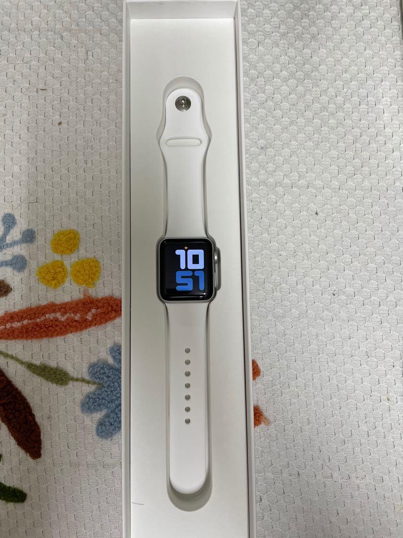 Apple watch s3 gps 38mm silver aluminium white sport band top