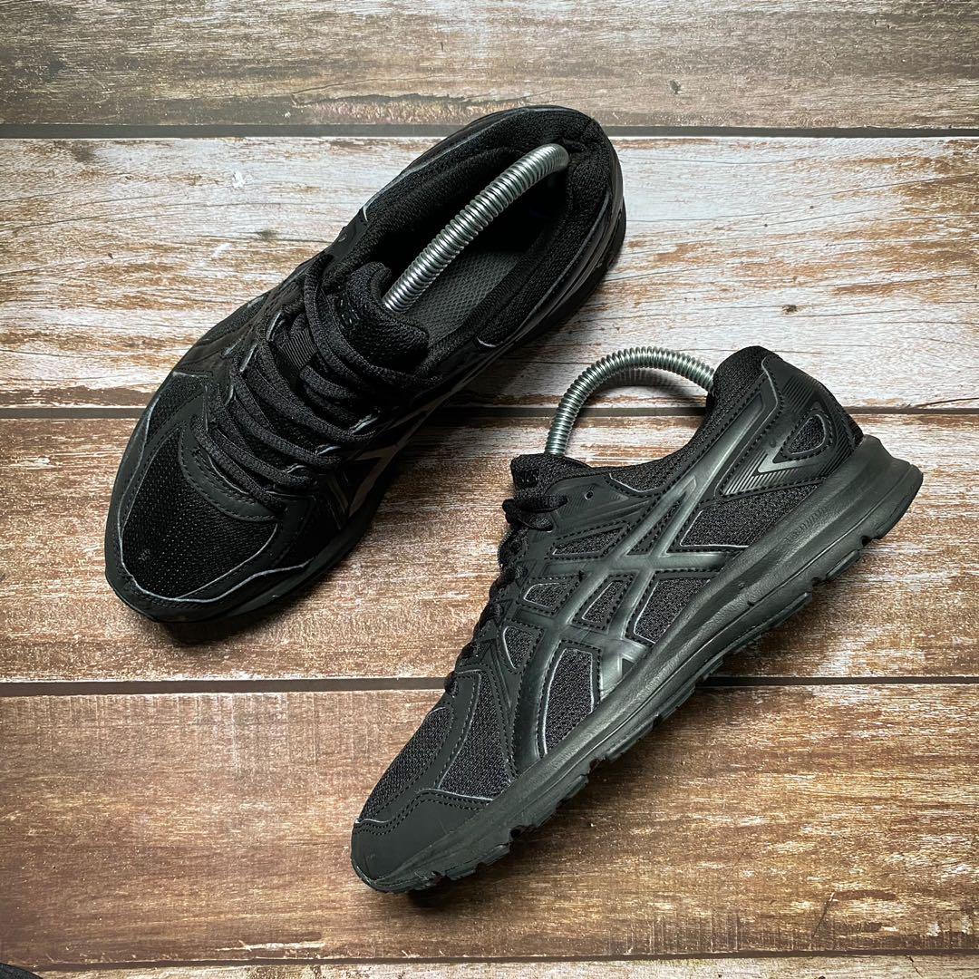Asics Triple Black