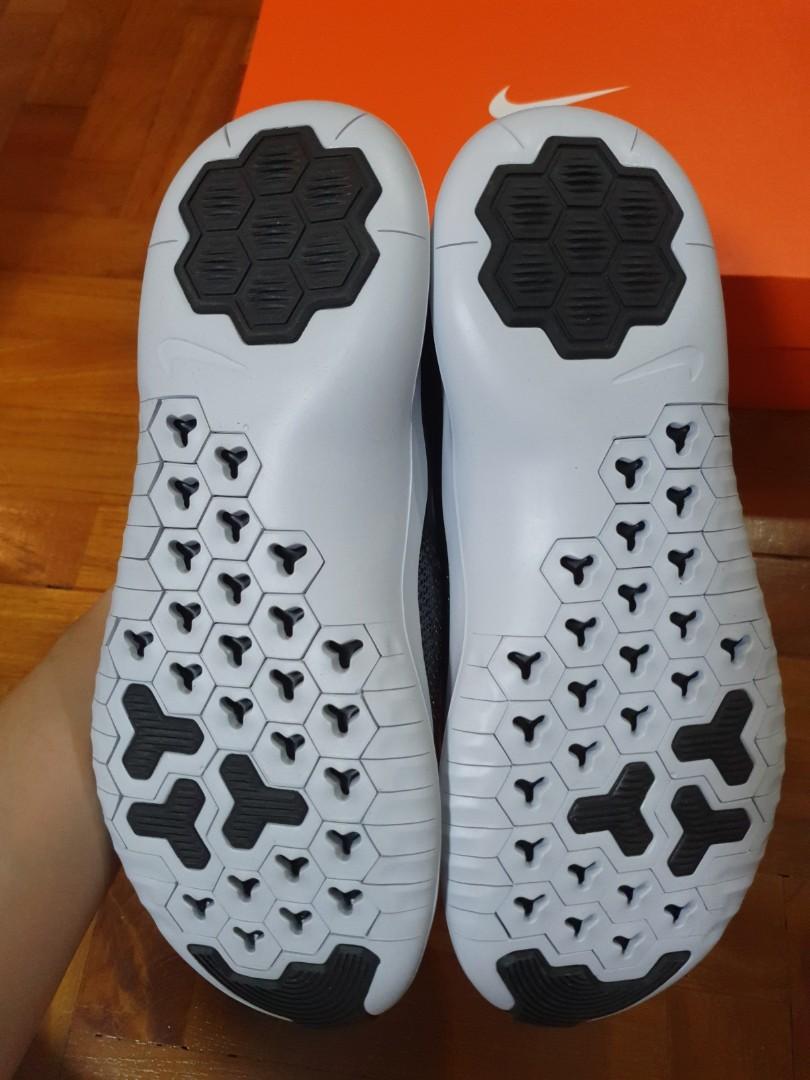Nike free sales tr8 mtlc