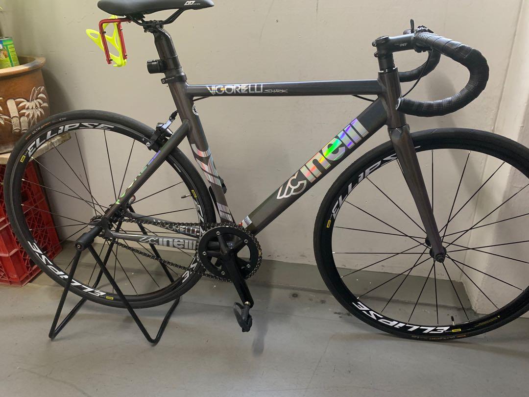 Cinelli Vigorelli Shark LE Black Sports Equipment Bicycles