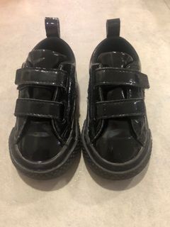 (Category: ) located in . Submitted by shoppingdaze (Listing ID 1056347439, Image 1). Description: .
