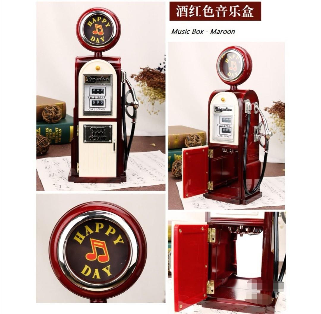 Creative Retro Gas Station Music Box Kotak Muzik, Furniture & Home
