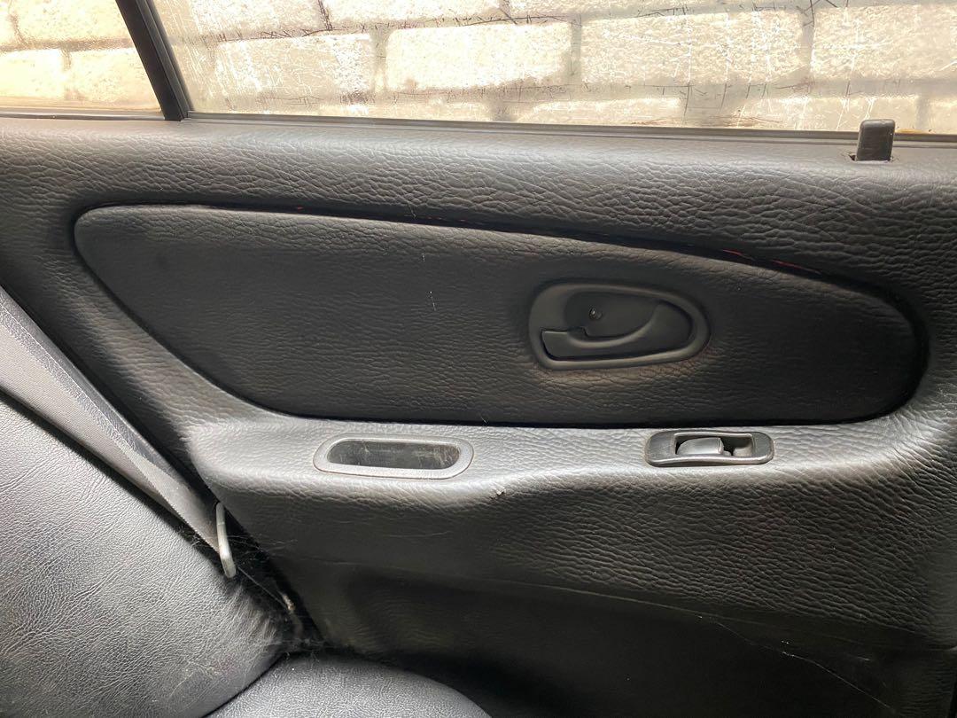 Wira outlet door panel