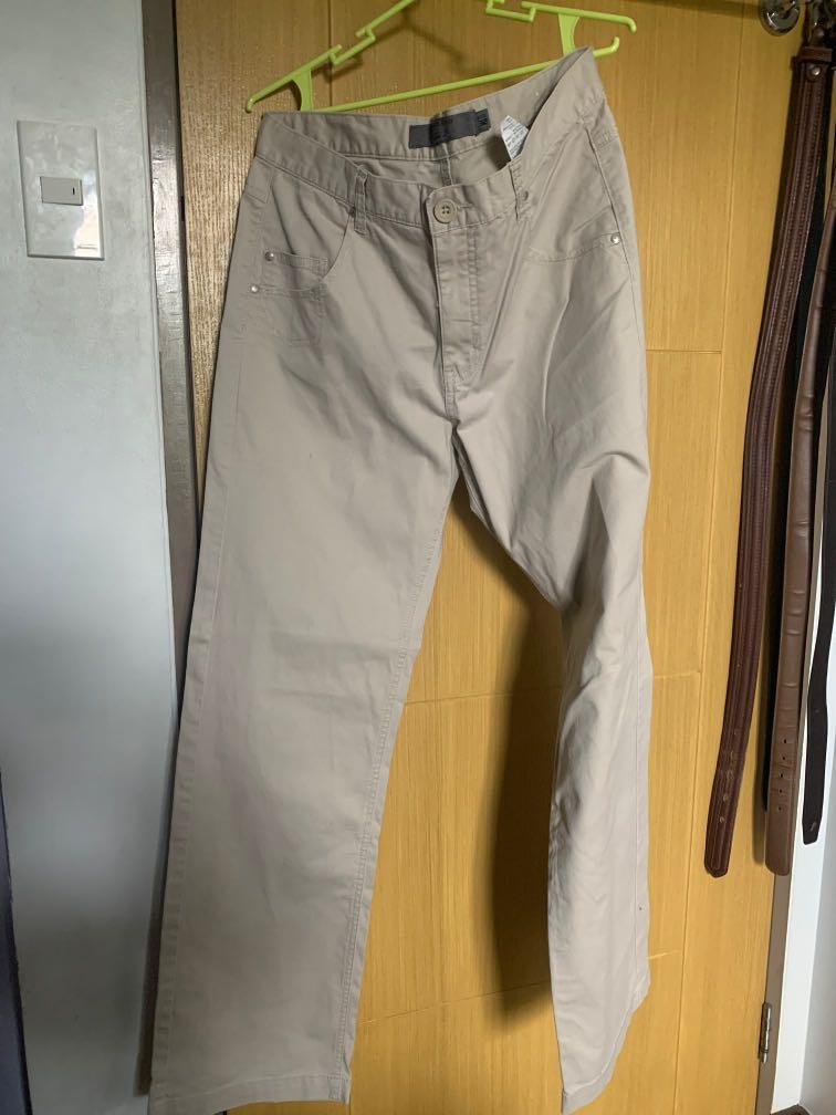Giordano Khakis Size 32 Waist (Category: Trousers) located in Taguig. Submitted by johanella (Listing ID 1056208404, Image 1). Description: RFS: Decluttering Condition: 9/10 Price is negotiable Shipping is shouldered by the buyer. .