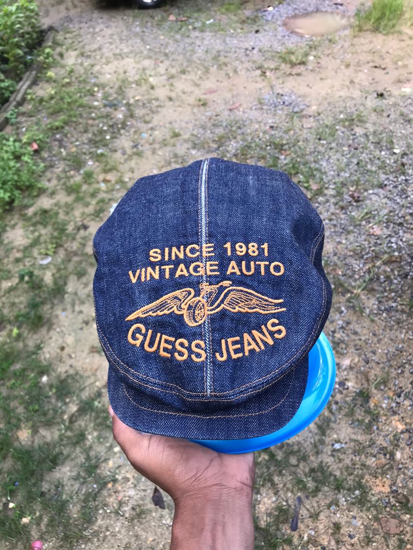 guess 1981 strapback dad hat