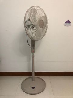 (Category: ) located in . Submitted by skipluke (Listing ID 1056356160, Image 1). Description: .