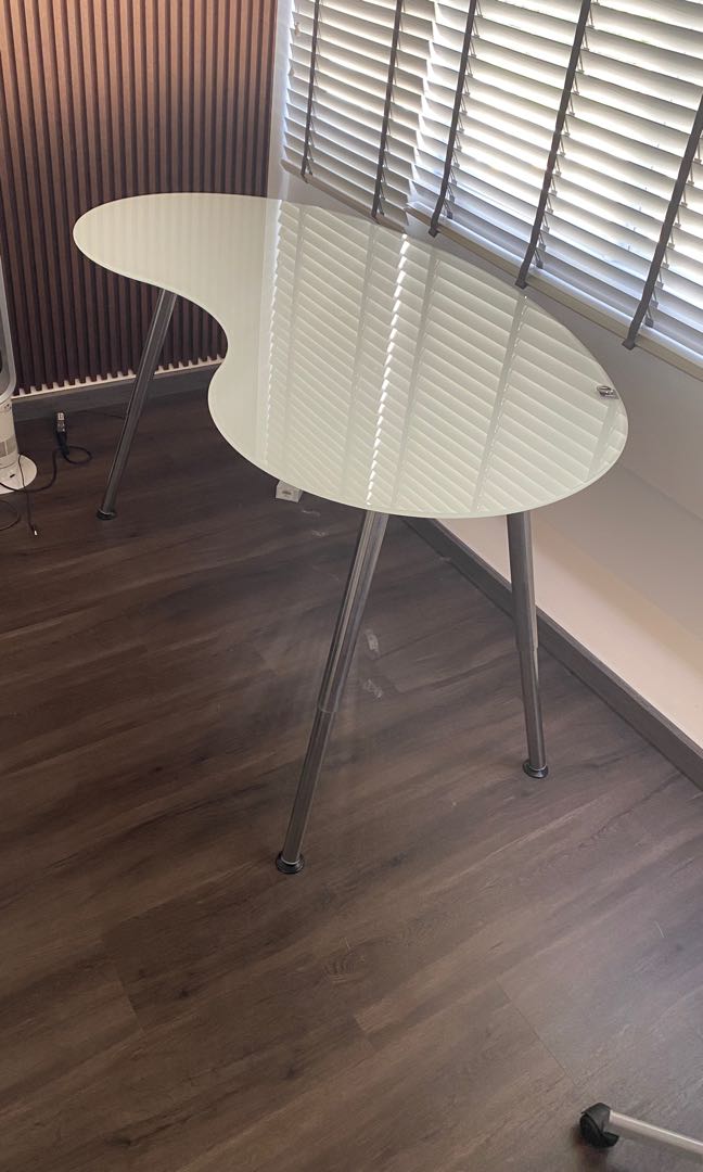 Kidney shaped store desk ikea