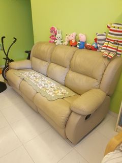 (Category: ) located in . Submitted by ashleyd (Listing ID 1056323055, Image 1). Description: .