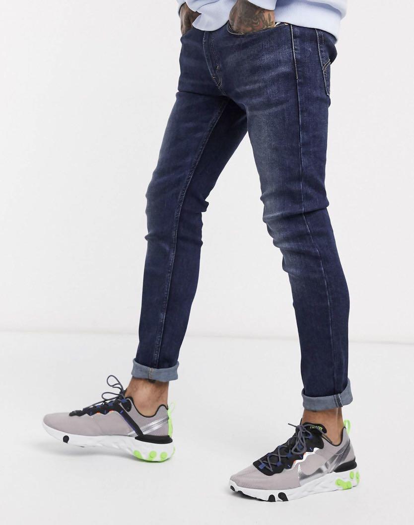 Levi's Youth 519 Super Skinny Fit Hi-Ball Roll Jeans in Dark Wash, Men's  Fashion, Bottoms, Jeans on Carousell