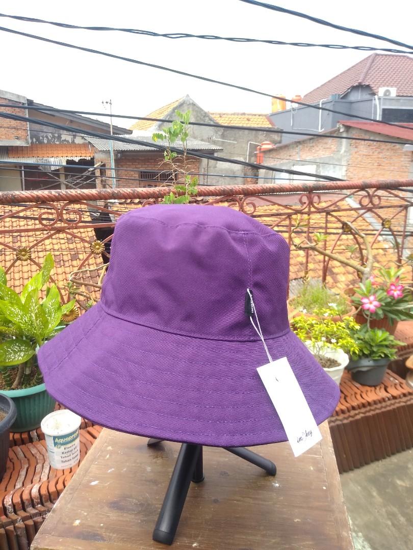 MARU PURPLE - IMOKEY BUCKET HAT, Fesyen 