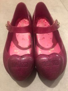 (Category: ) located in . Submitted by shoppingdaze (Listing ID 1056344237, Image 1). Description: .