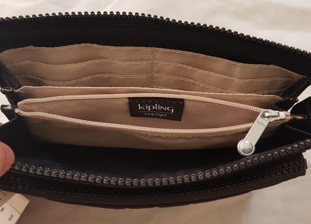 Original, brand new Kipling Dreamy Wristlet Wallet, Women's Fashion