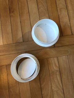 Pipe draft blocker (to avoid return of odor or vapor)