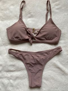 (Category: ) located in . Submitted by declutter.preloved (Listing ID 1056229958, Image 1). Description: .