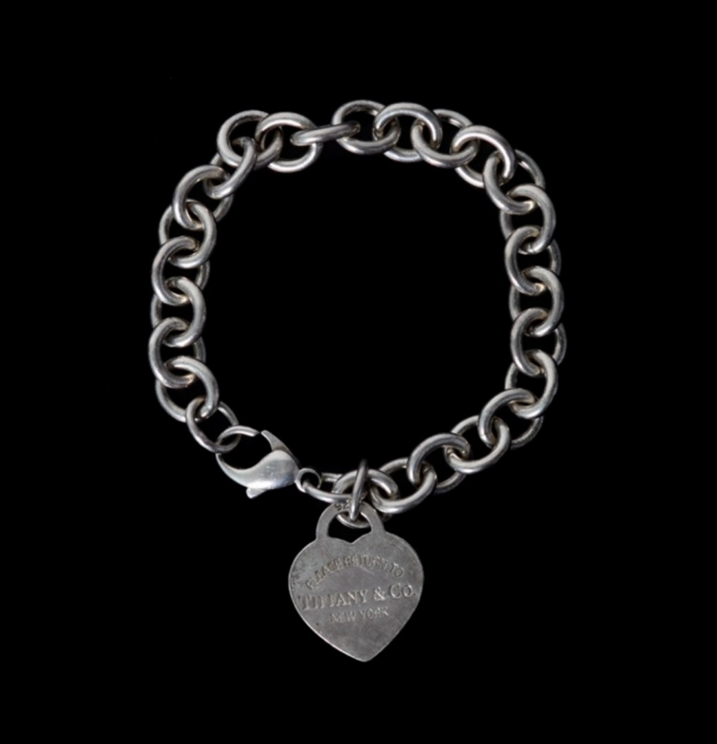 heart tag charm bracelet