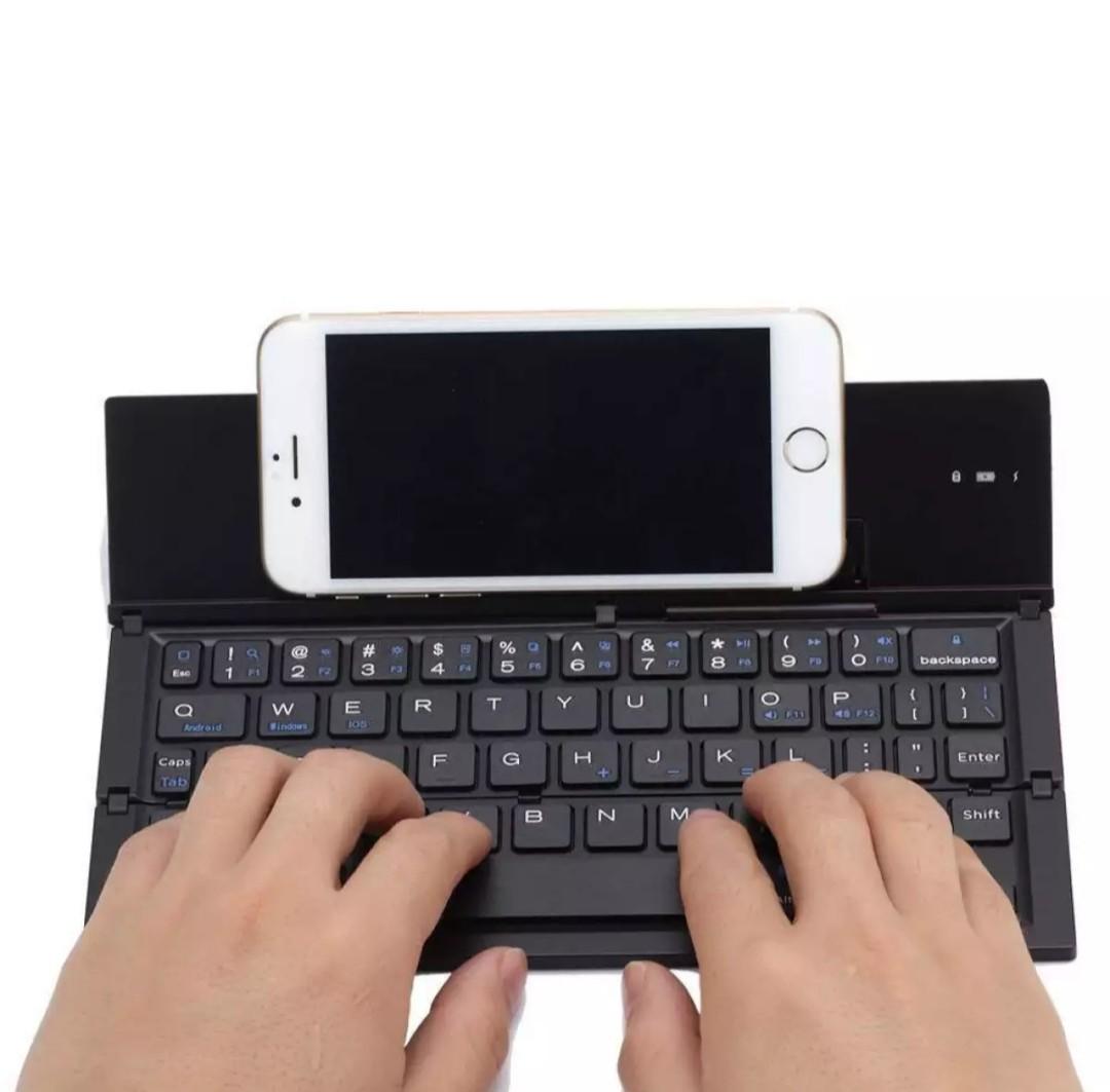 Triple Folding Wireless Bluetooth Keyboard (Category: Computer Keyboard) located in Pasig City. Submitted by garagesalebest (Listing ID 1056329478, Image 3). Description: Only tested then stored. Not used..