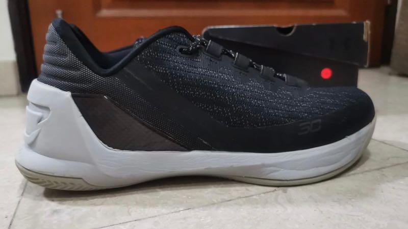 Curry 3 store low black