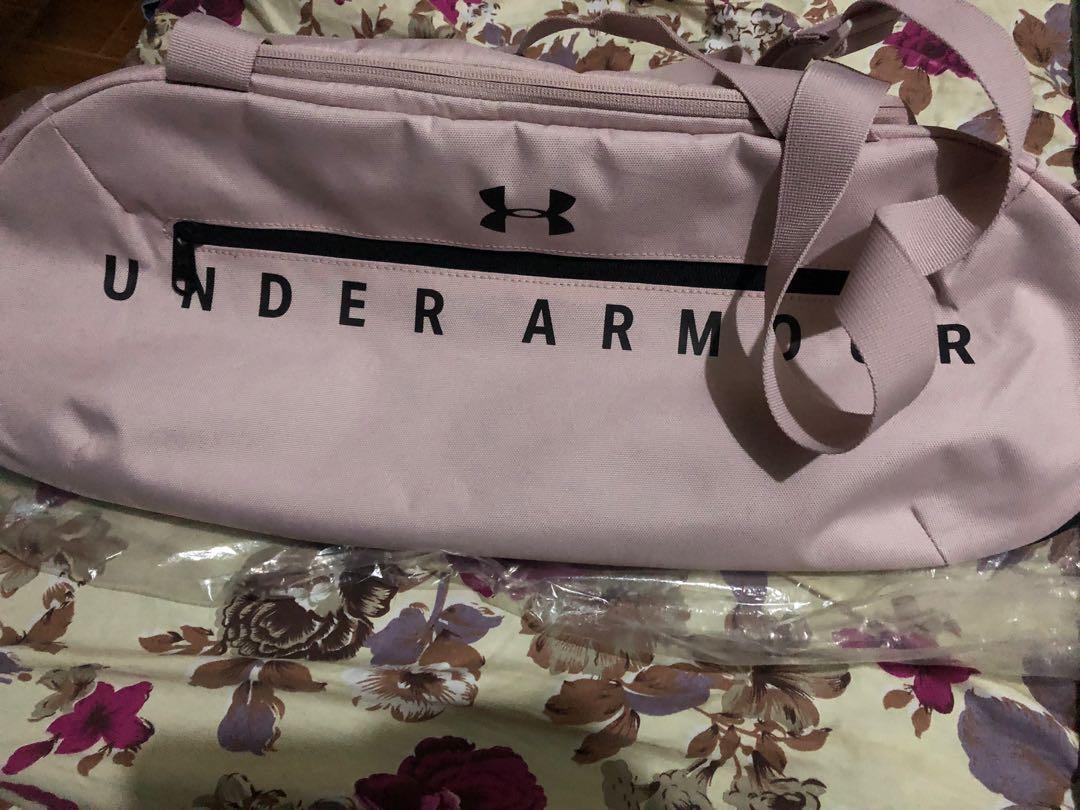 UNDER ARMOUR DUFFLE BAG/GYM BAG/TRAVEL 