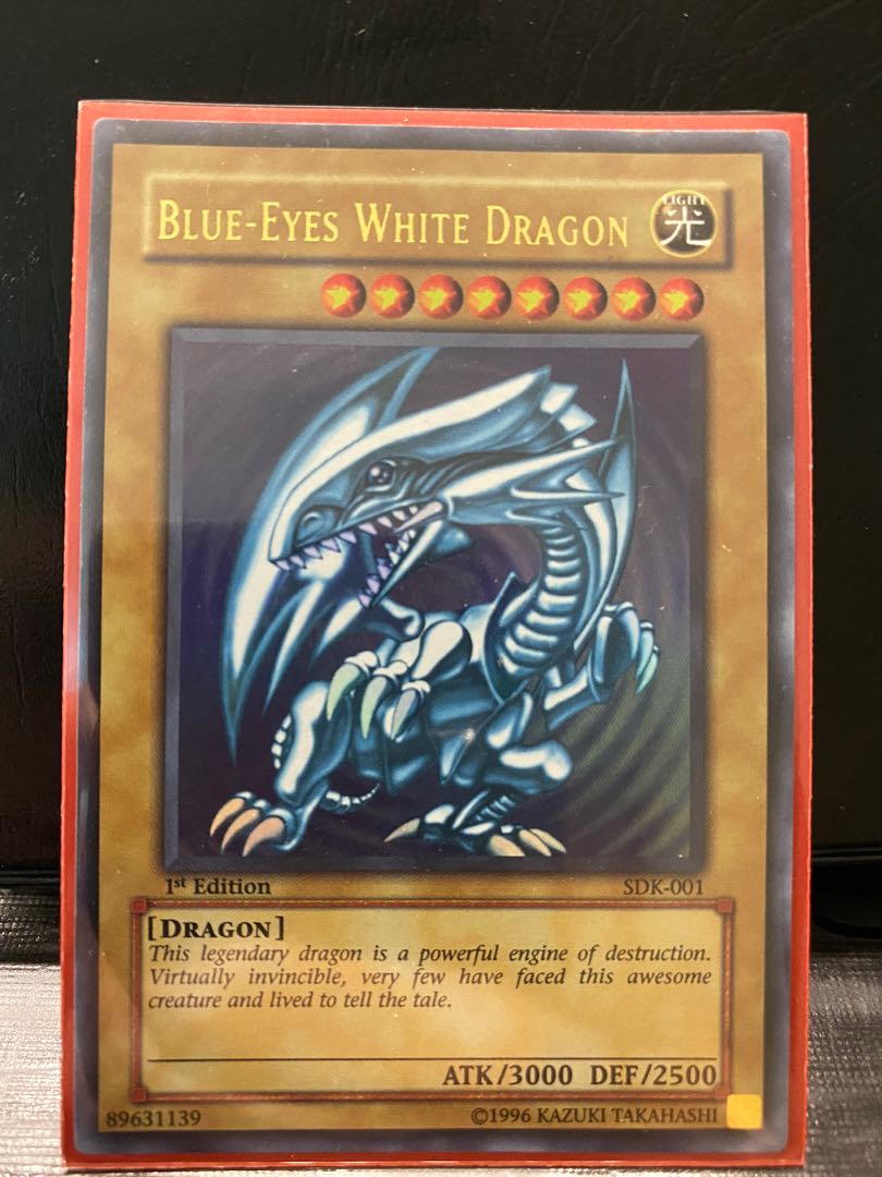 Yugioh Blue Eyes White Dragon [1st Edition SDK-001] Asian, Hobbies