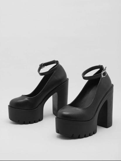 open toe ankle strap platform chunky heeled sandals