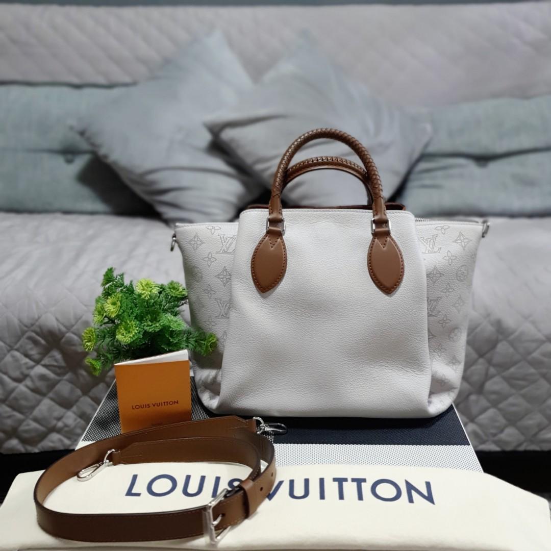 Louis Vuitton haumea mahina noir, Luxury, Bags & Wallets on Carousell