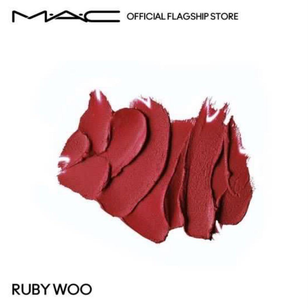 MAC Retro Matte Lipstick - Ruby Woo : : Beauty & Personal Care