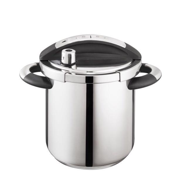 https://media.karousell.com/media/photos/products/2020/12/16/buffalo_pressure_cooker_1608085563_f78e25b3_progressive.jpg