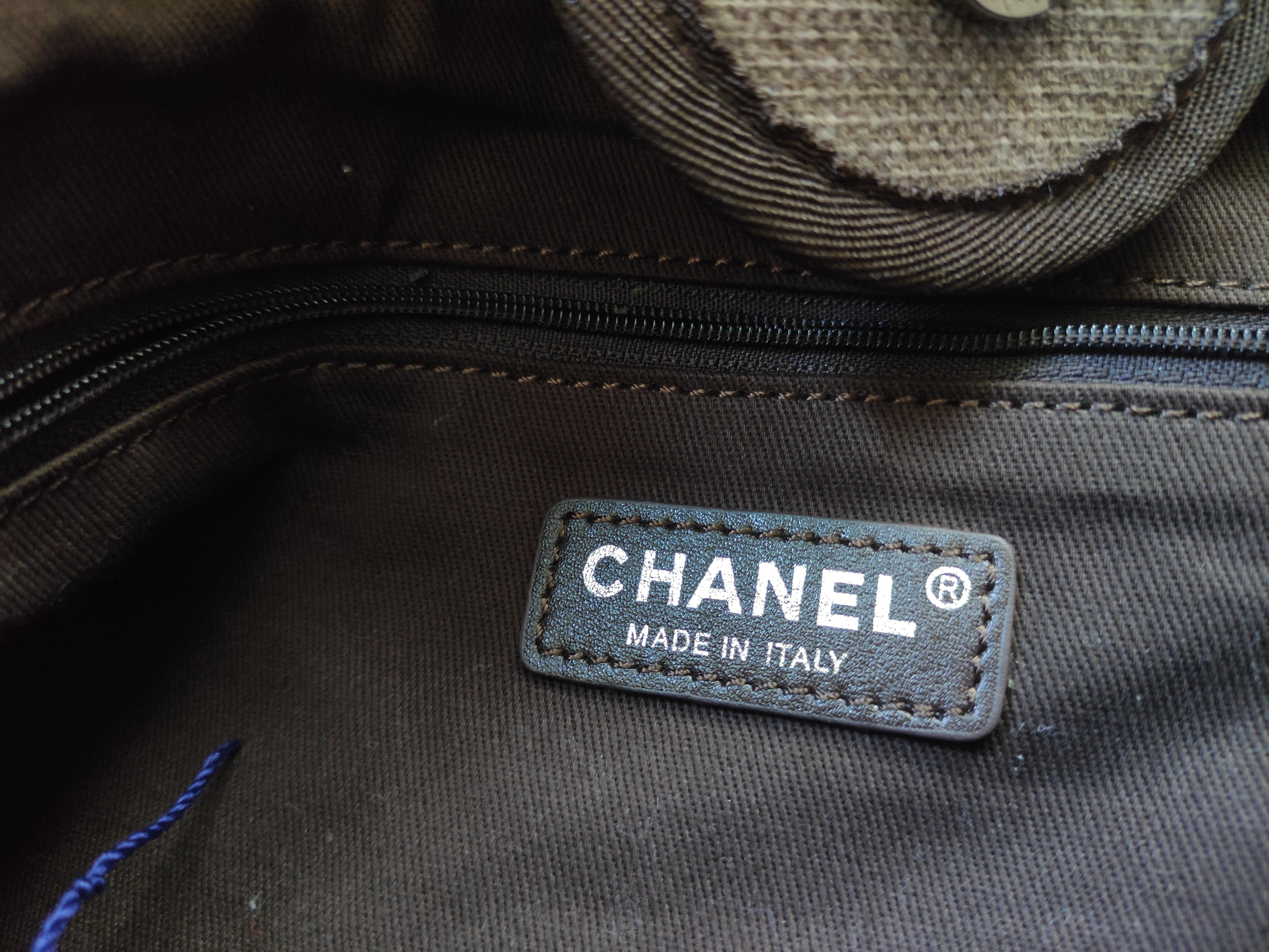 Chanel Canvas Large Deauville (Category: Luxury Bags & Wallets) located in Bulacan. Submitted by jaysonbasay (Listing ID 1056479913, Image 3). Description: Authentic Chanel Deauville w/ Authentication Certificate and Card DM me for offers.