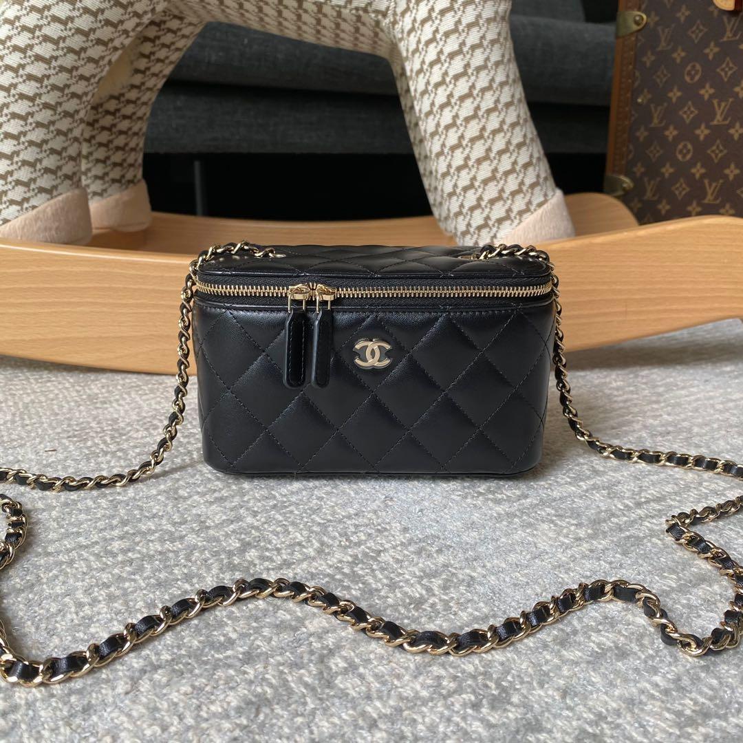 CHANEL MINI VANITY ROSE CAVIAR, Luxury, Bags & Wallets on Carousell