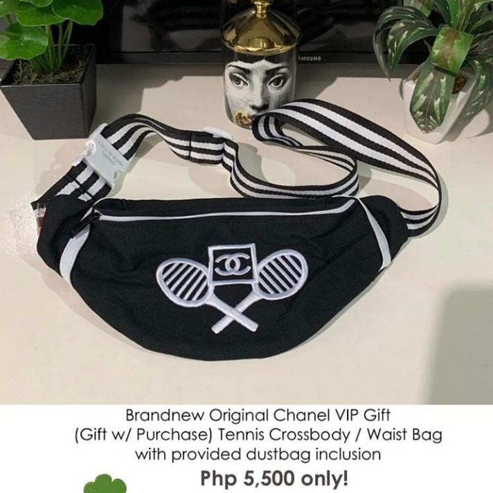 Chanel VIP Gift Black Wallet Chain Crossbody Shoulder Makeup Bag