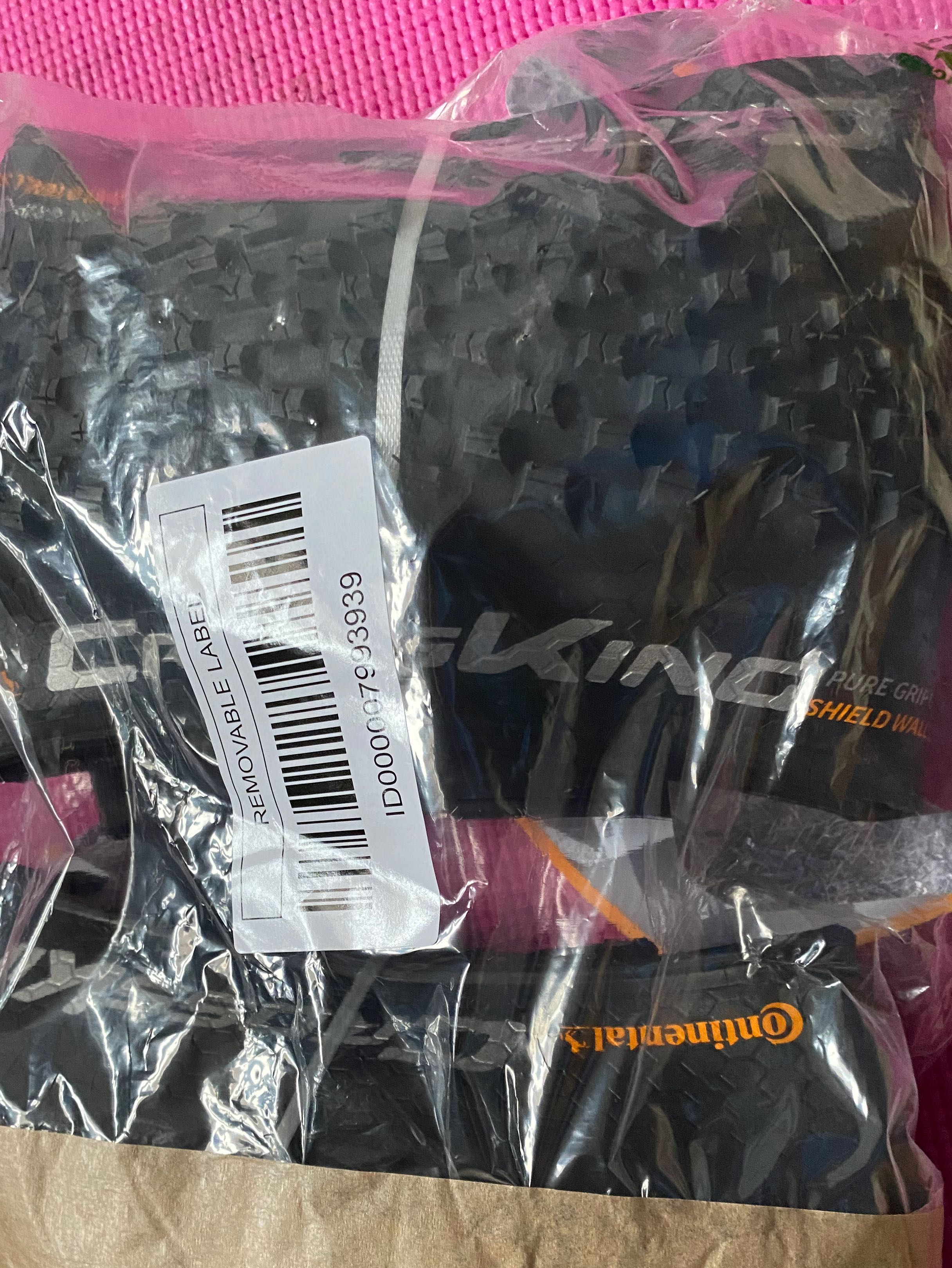 Continental Cross King 27.5 x 2.8 2.6 Pair Sports Equipment