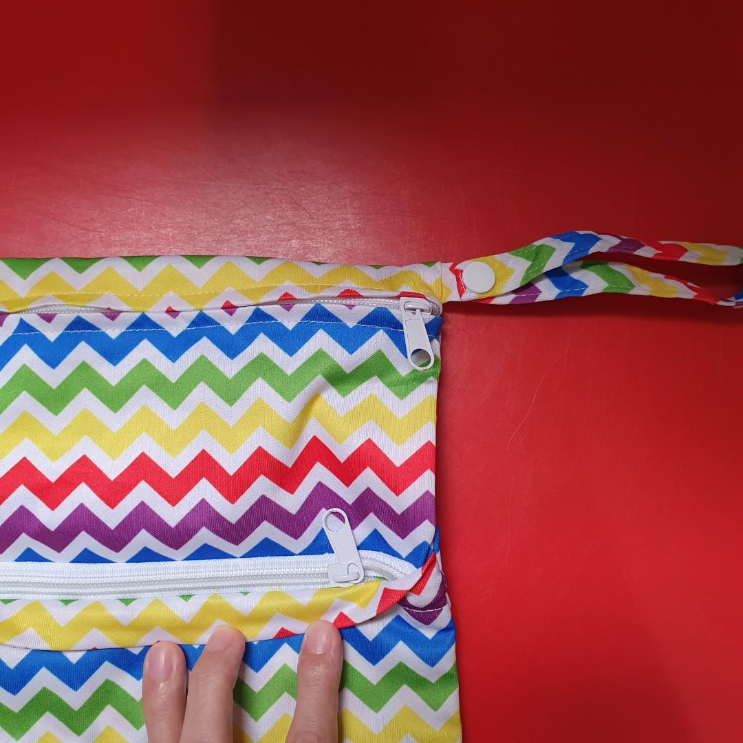 Diaper Nappy Wet Dry Bag (Category: Diapers & Baby Wipes) located in Batangas. Submitted by racloset16 (Listing ID 1056597797, Image 2). Description: Diaper Nappy Wet Dry Bag Preloved/ EUC waterproof zippered pocket reusable/ washable.