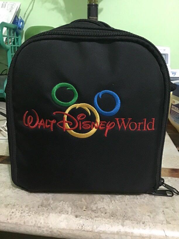 Disney World CD Disc Bag Organiser (Category: Looking For) located in Quezon City. Submitted by therosa (Listing ID 1056615371, Image 1). Description: 48 disc Disney World USA Extra layer for personal things .