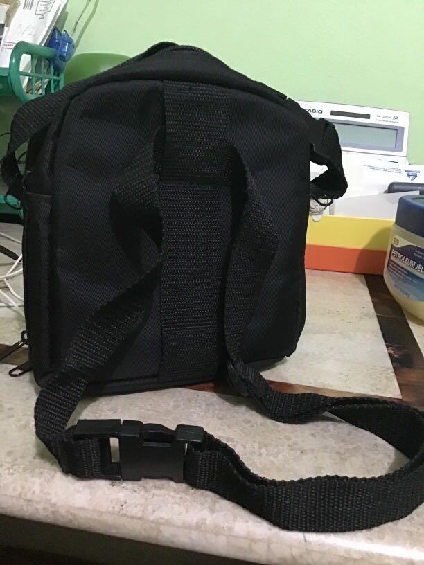 Disney World CD Disc Bag Organiser (Category: Looking For) located in Quezon City. Submitted by therosa (Listing ID 1056615371, Image 2). Description: 48 disc Disney World USA Extra layer for personal things .
