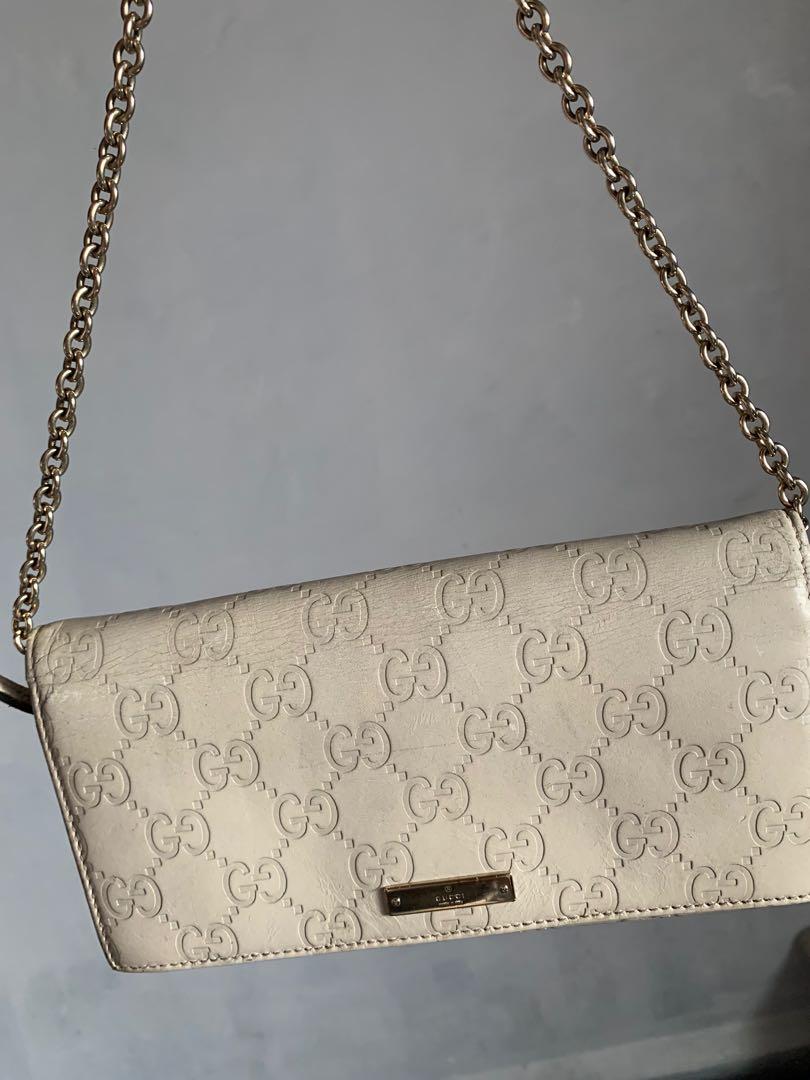 Gucci wallet store sling bag