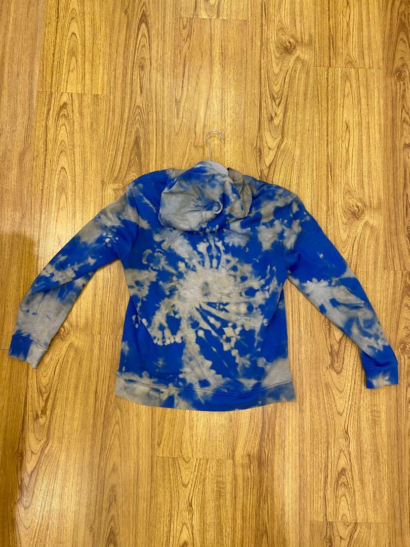 H&m bleached sweatshirt on sale