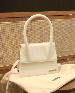（分類：）位於 。 由 aar_ch_ 提交（商品編號 1055286976，圖片 1）。簡介： 。