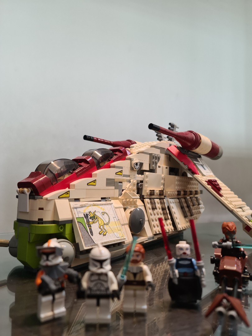 LEGO Star Wars (7676 | 2008 model) Republic Attack Gunship, Hobbies ...
