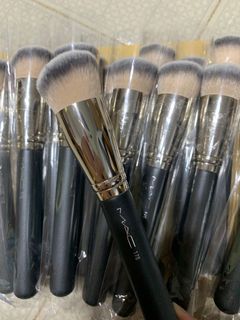 MAC Make Up foundation concealer Brushes化妝掃 170圓頭斜角粉底掃 遮瑕掃64230682565762110