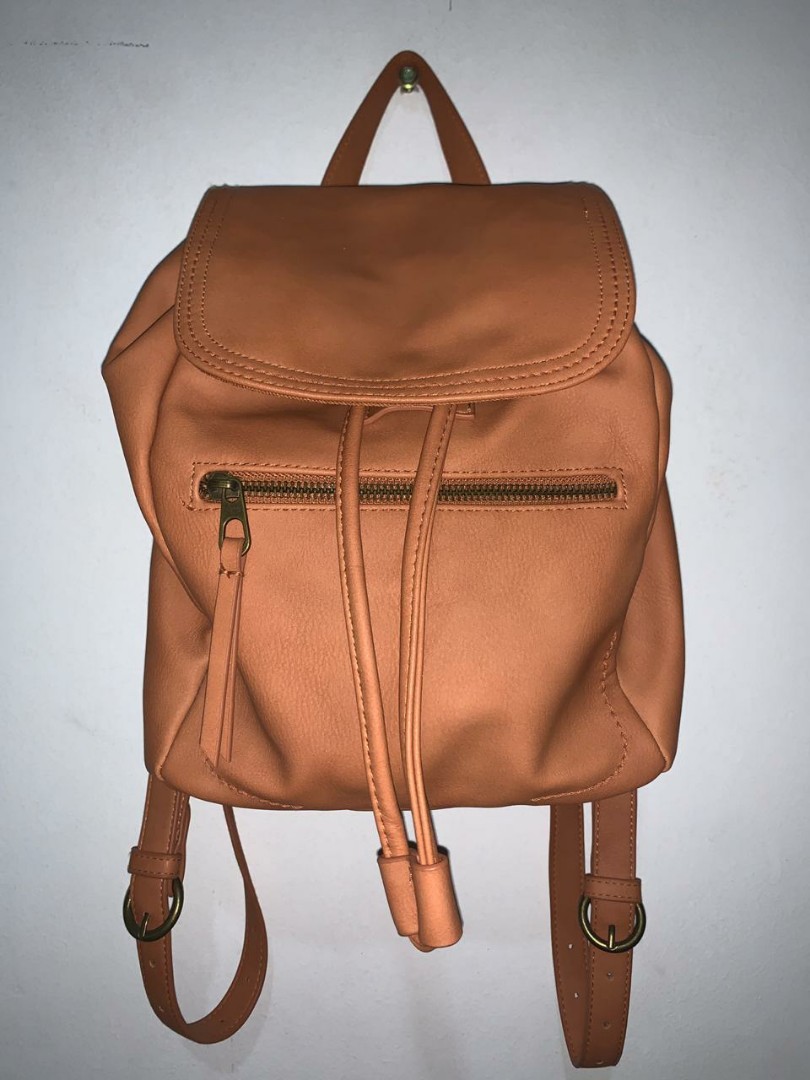 Universal thread sales goods co backpack
