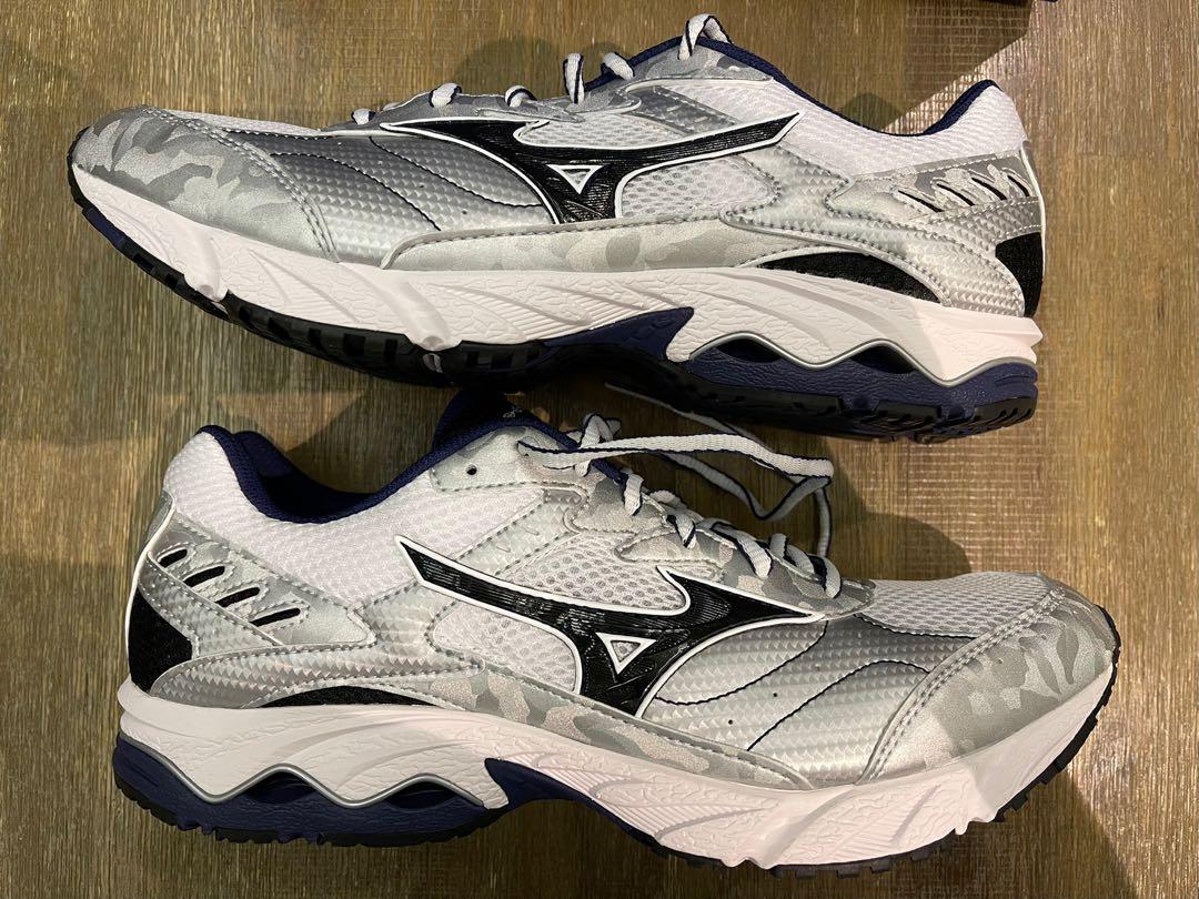 Mizuno wave store glory