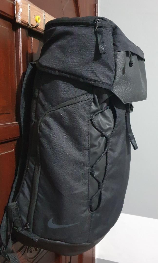 Nike kyrie irving backpack best sale