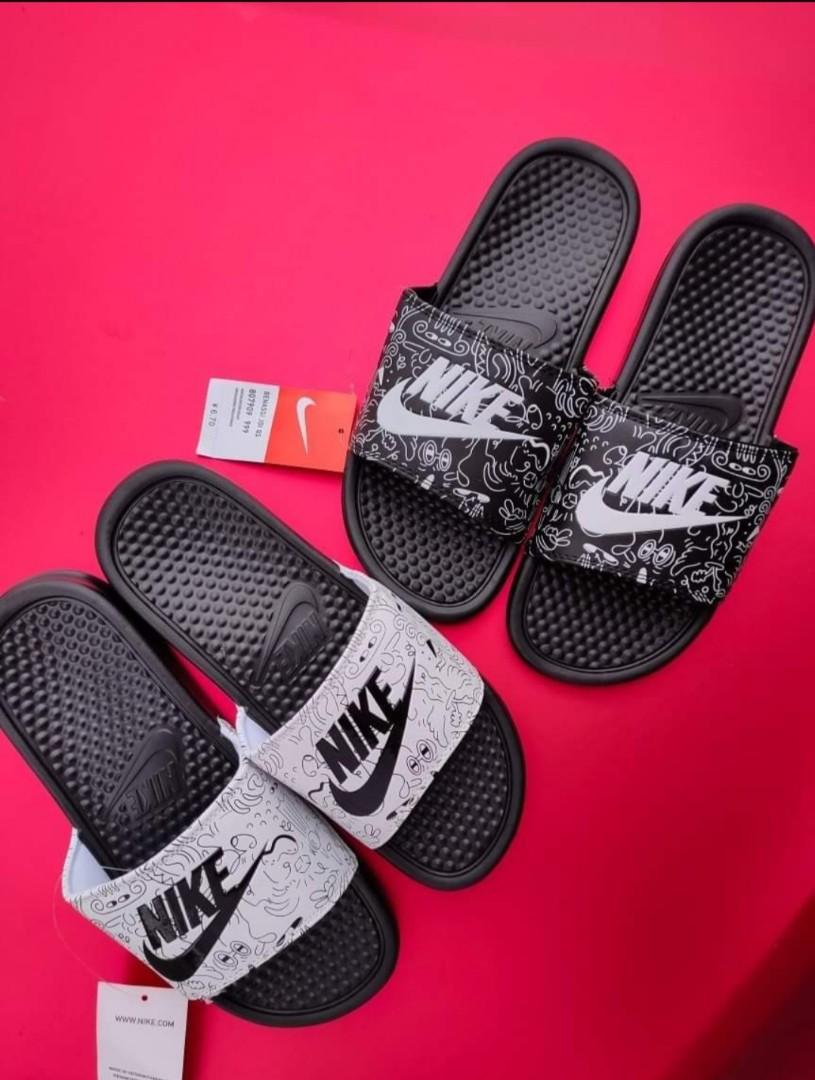 Nike hotsell branded slippers