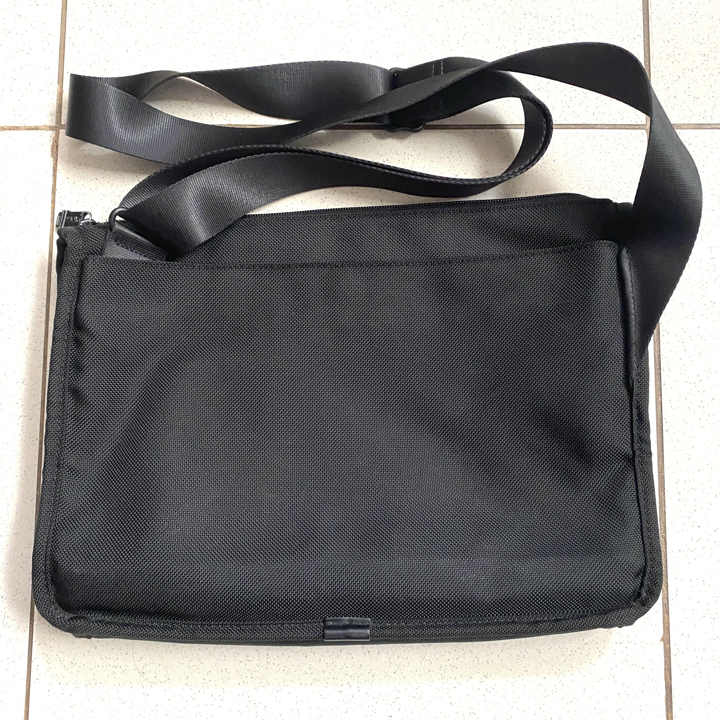 original Tumi sling bag black ballistic nylon bodybag, Men's Fashion