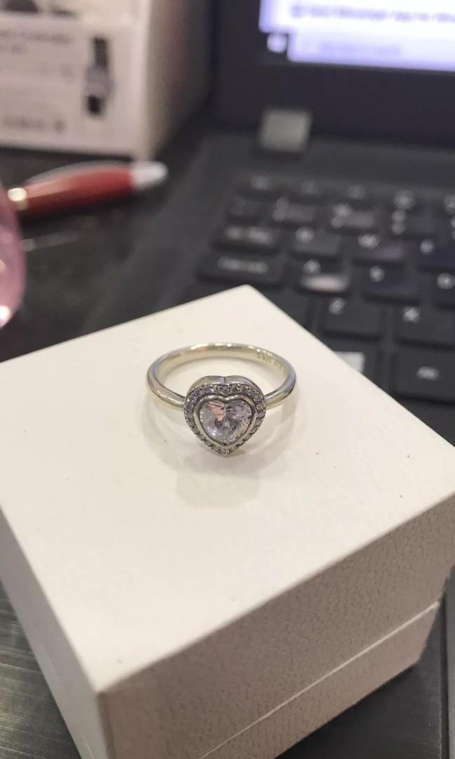 Sparkling love ring discount