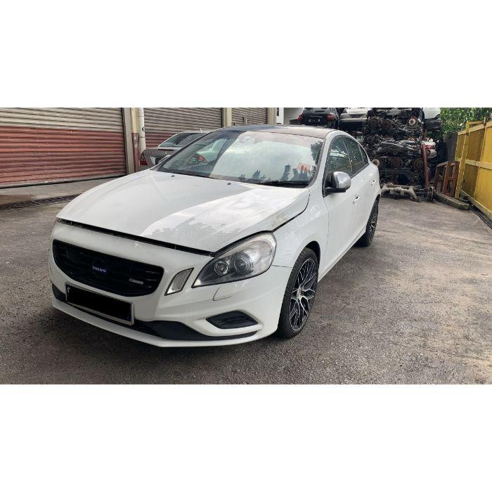 Volvo s60 shop r design accessories