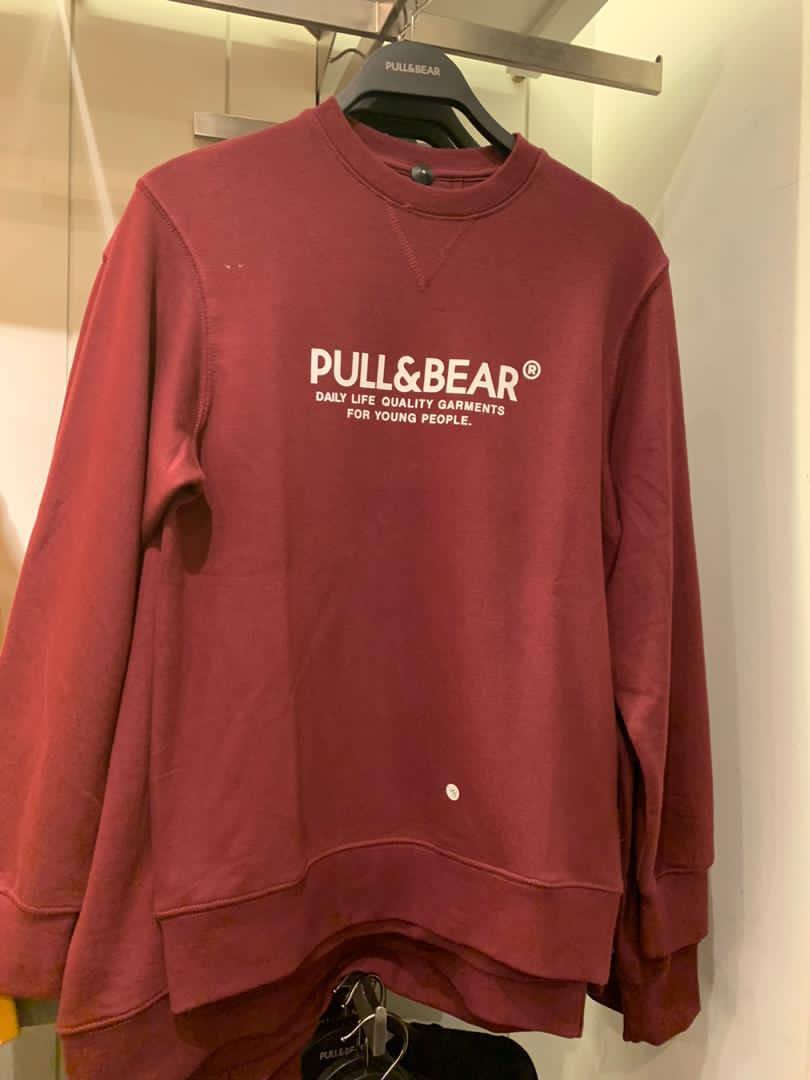 Pull And Bear (Category: Tshirts & Polo Shirts) located in Pontian. Submitted by ahmadnasrunmohdrazali (Listing ID 1056457756, Image 3). Description: Proxy service Size is limited, No cod 0133795491.