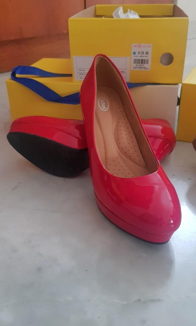 scholl heels